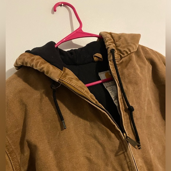 Carhartt women’s medium jacket - Picture 6 of 11